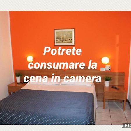 Hotel Catalani E Madrid ميلان المظهر الخارجي الصورة