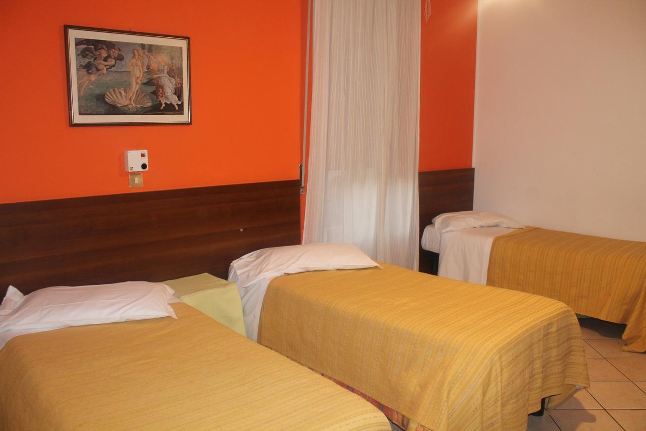 Hotel Catalani E Madrid ميلان المظهر الخارجي الصورة