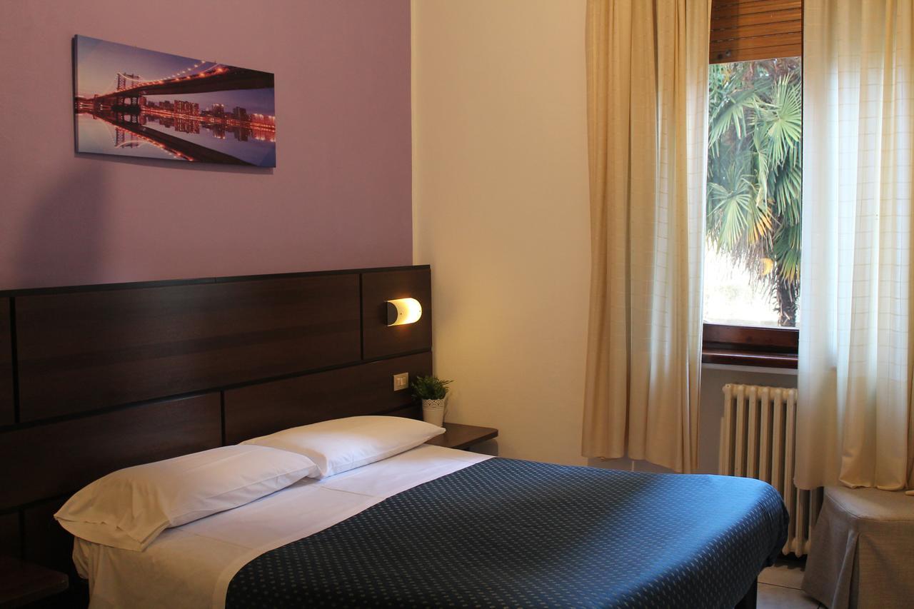 Hotel Catalani E Madrid ميلان المظهر الخارجي الصورة
