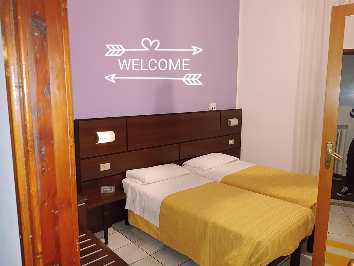 Hotel Catalani E Madrid ميلان المظهر الخارجي الصورة