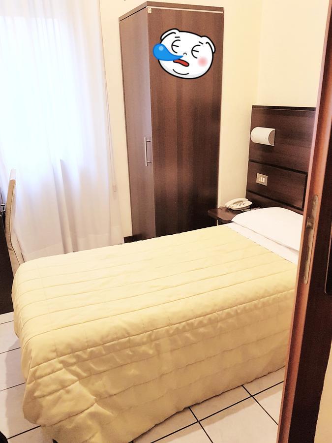 Hotel Catalani E Madrid ميلان المظهر الخارجي الصورة