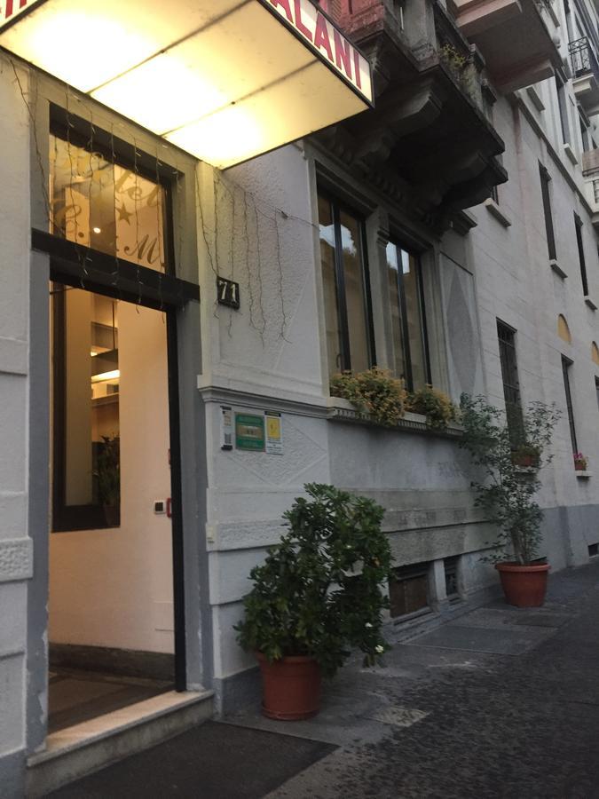 Hotel Catalani E Madrid ميلان المظهر الخارجي الصورة
